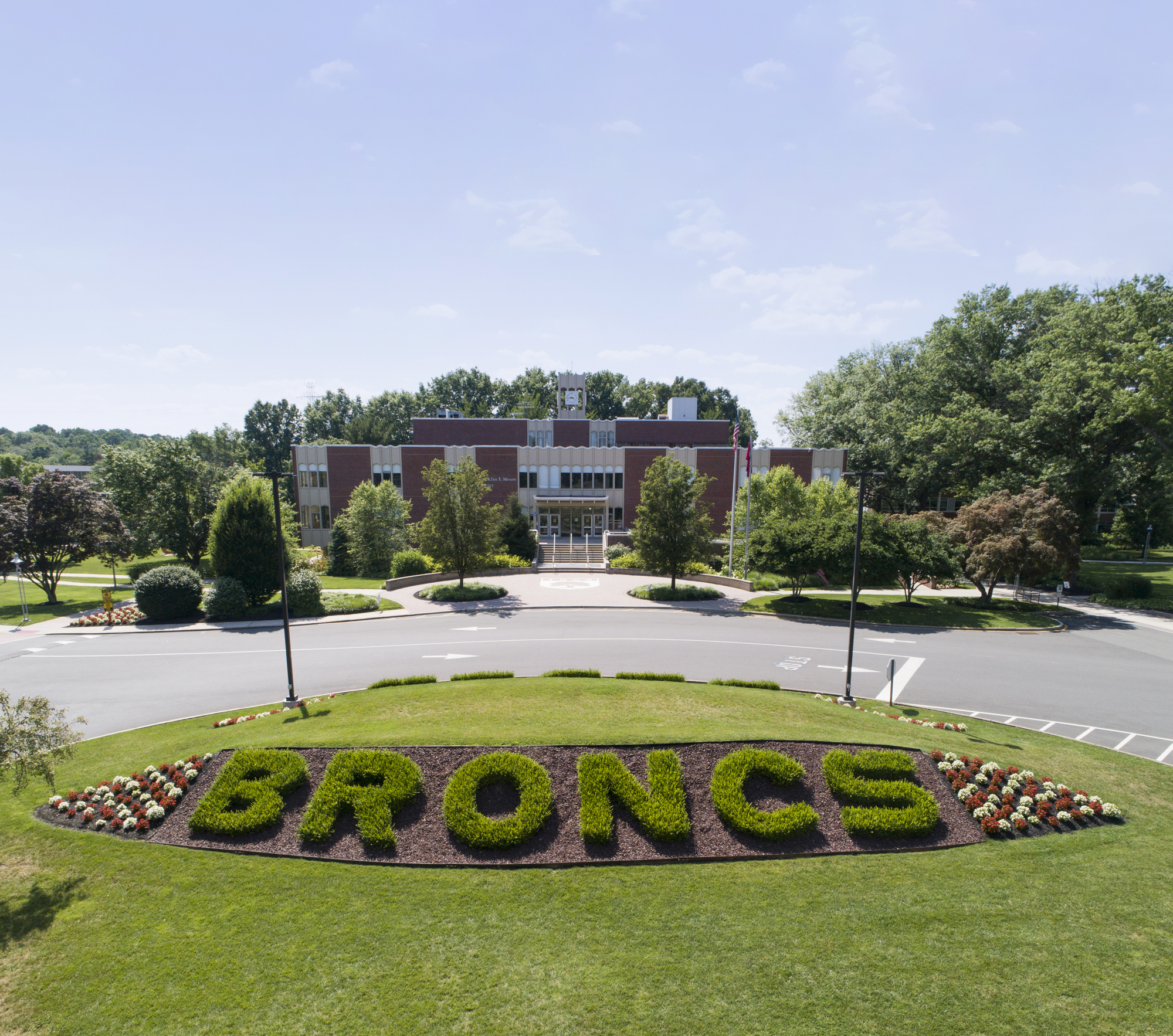 Broncs berm in front of Moore Library