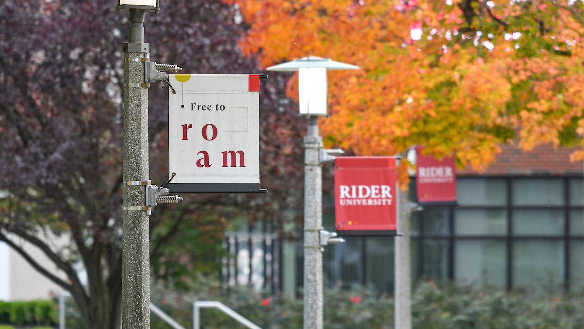 Rider banners