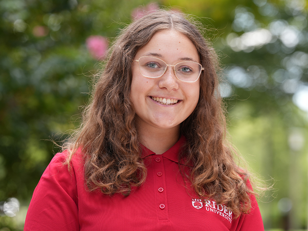 Haley Soule headshot