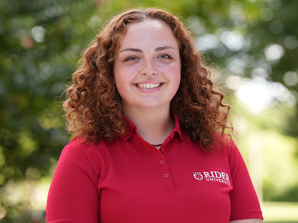 Cay Wilson headshot