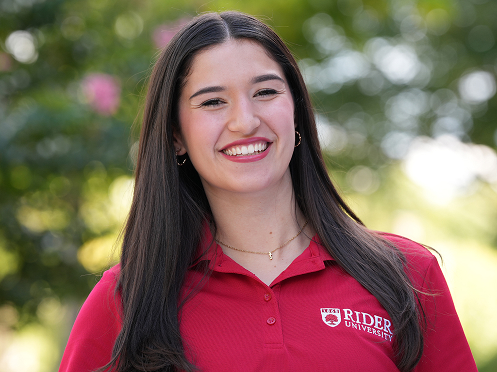 Jadyn Kelly headshot