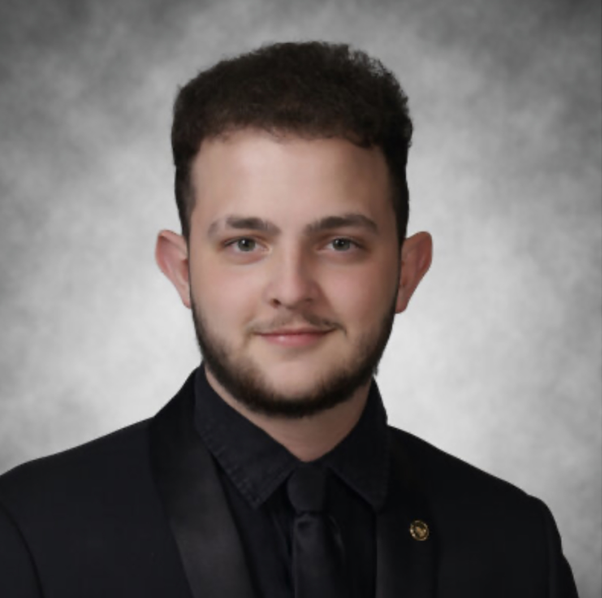Zach Jones headshot