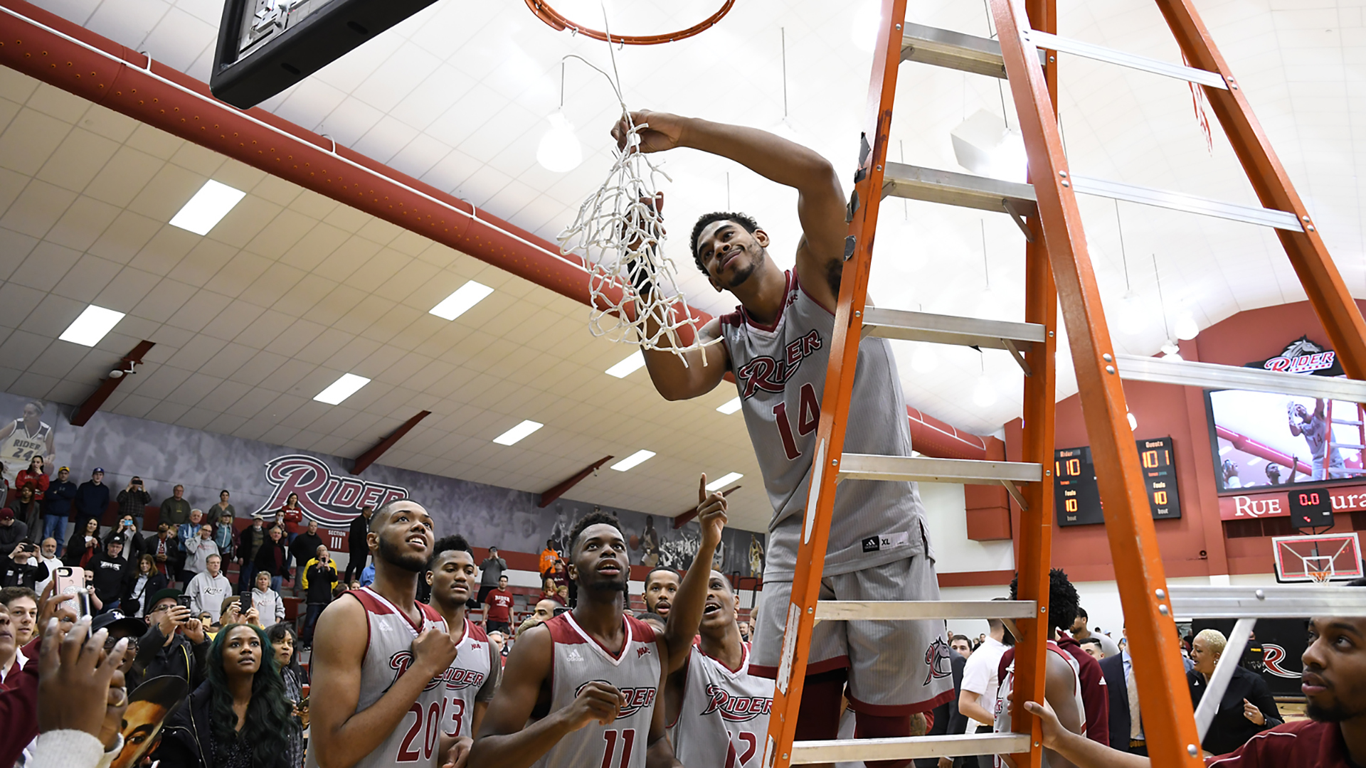 Broncs clinch MAAC regular season men's basketball title | Rider University