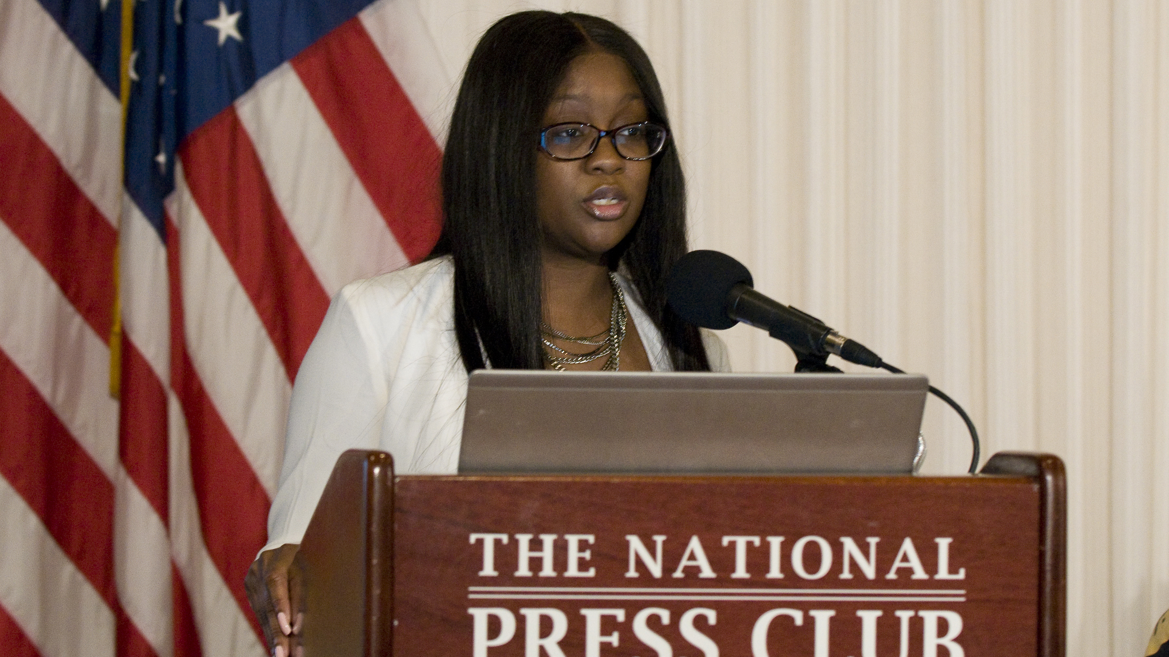 Rider alumni speaks at National Press Club meeting