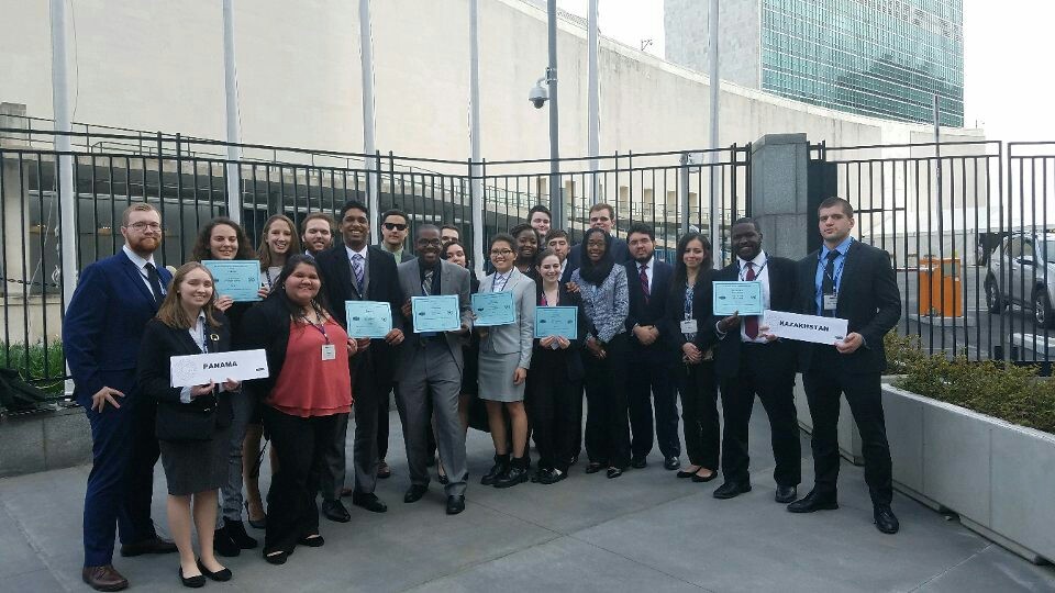 modelun_TeamPanama2016-2017_1.jpg