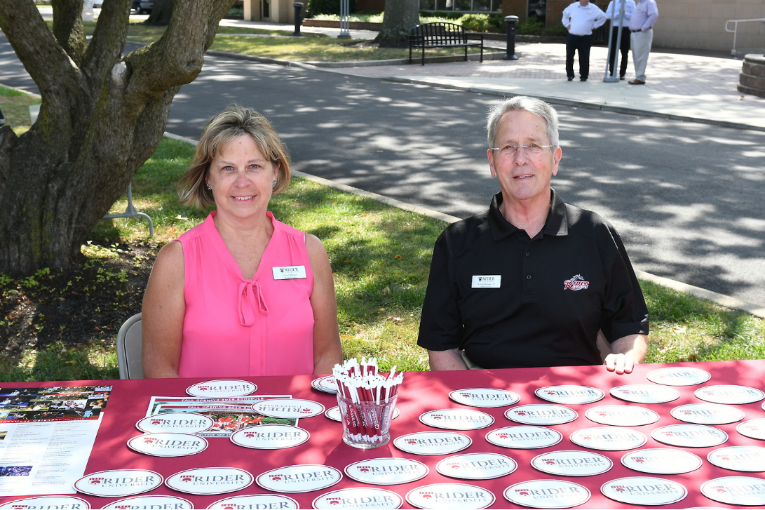 Parents and family ambassadors on campus