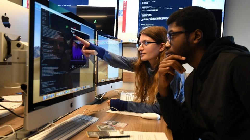 Students in game design major