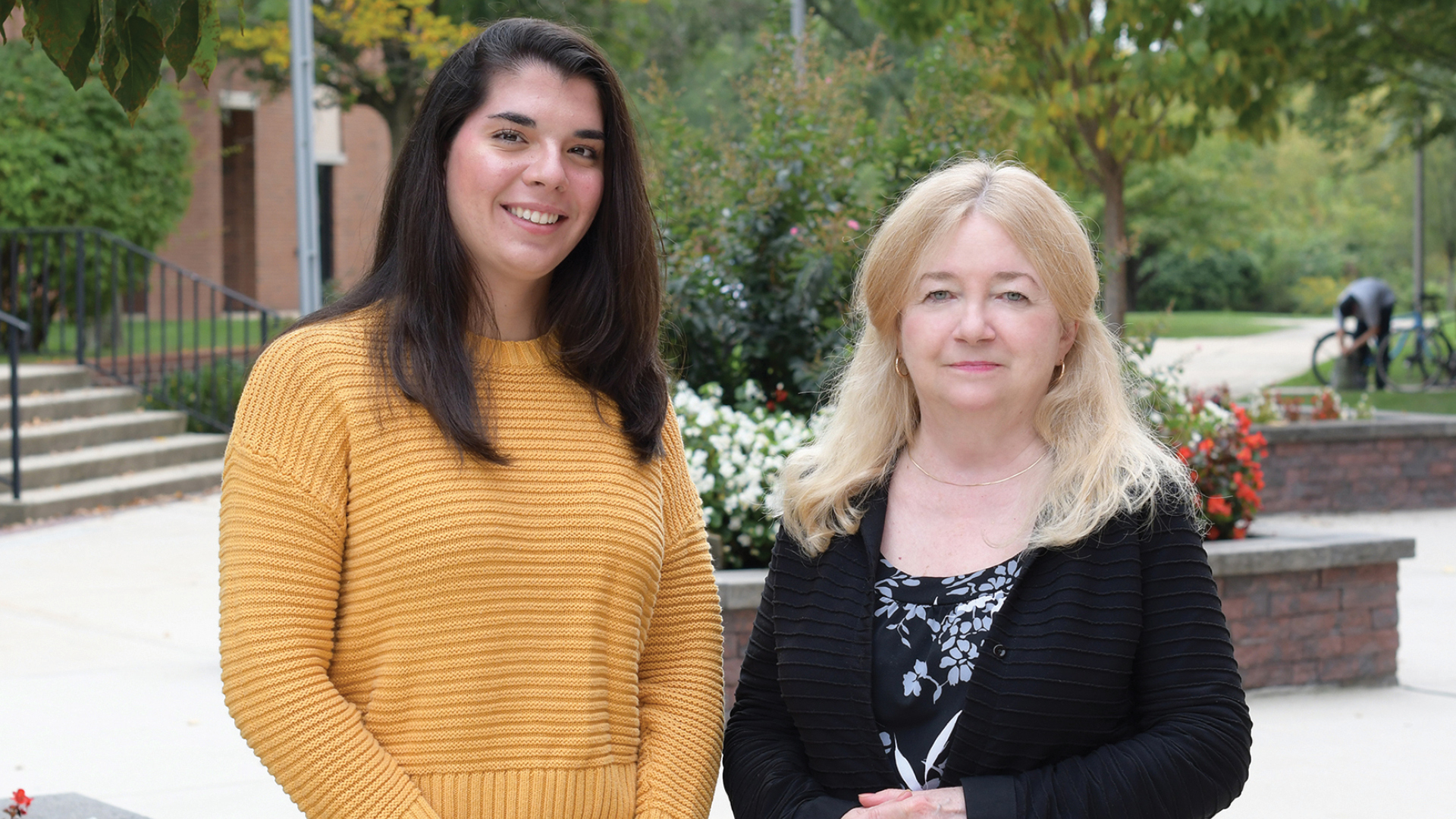 Rider student and professor in Nobel Peace prize class