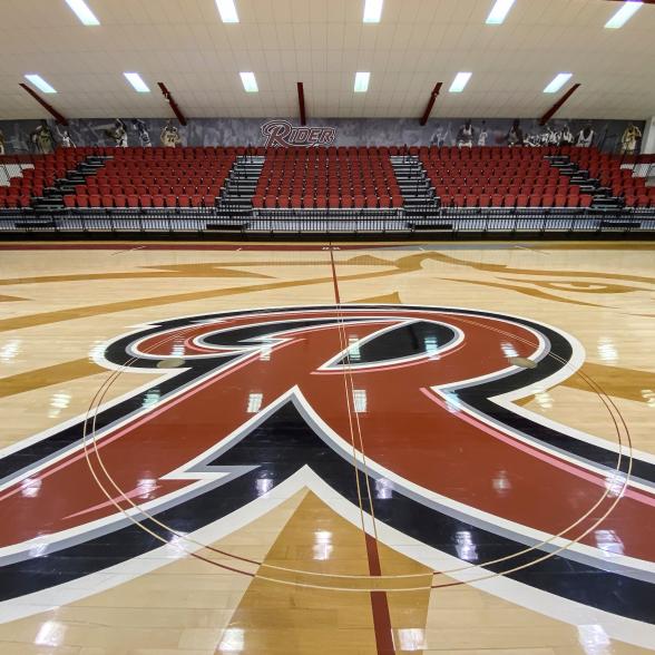 Alumni gym