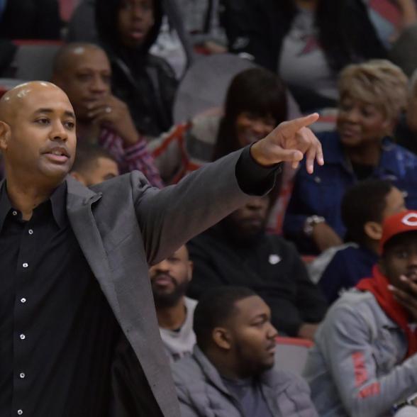 Head coach Kevin Baggett