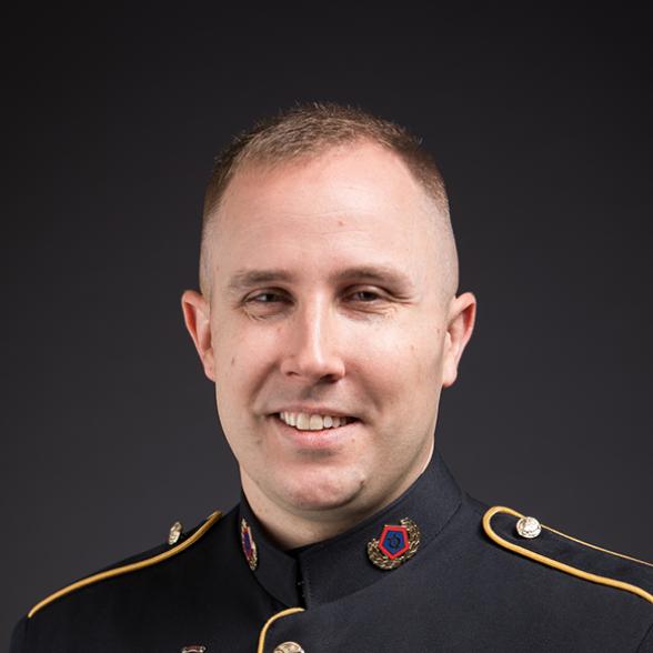 Serving his country through song