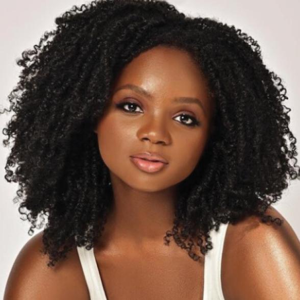 Tarah-Lynn Saint-Elien ’16 brings her passion for fashion to ‘Cosmopolitan’ magazine