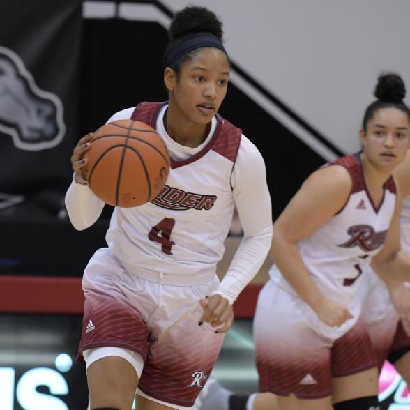 Stella Johnson '20 