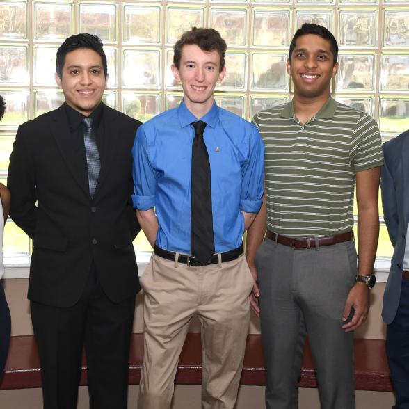 Scholarships aid Rider student research in biology