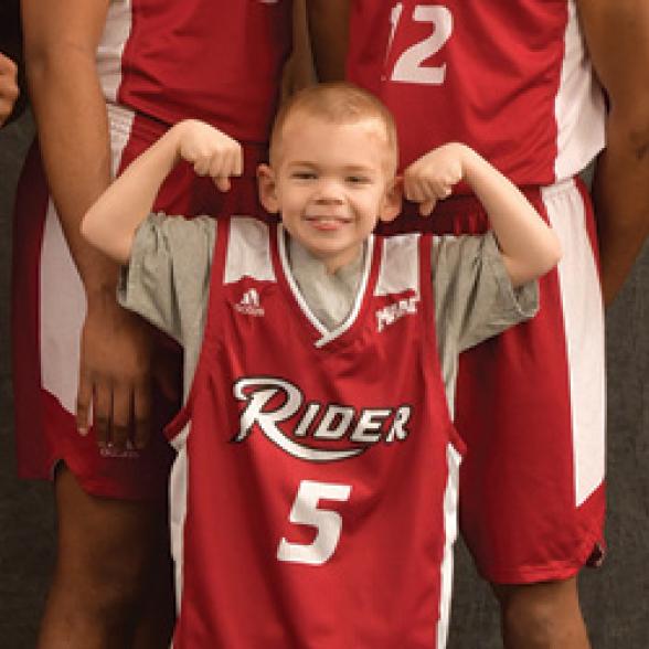 1819UMC_RiderMagSP19_AthleticsNews_TeamingUp2.jpg