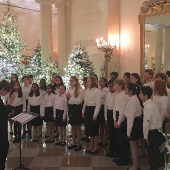 Cantus_White_House_Grand Foyer 2017-web.jpg