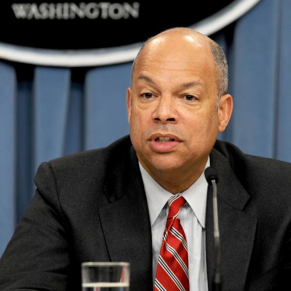 Defense.gov_News_Photo_110419-D-WQ296-031_-_Defense_Department_General_Counsel_Jeh_Johnson_conducts_a_Pentagon_press_briefing_on_April_19%2C_2011.jpg