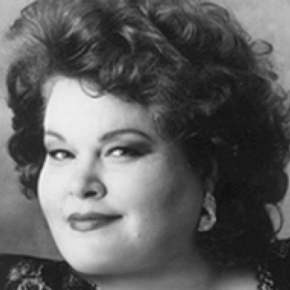 Sweet_Sharon_BW_bucket.jpg