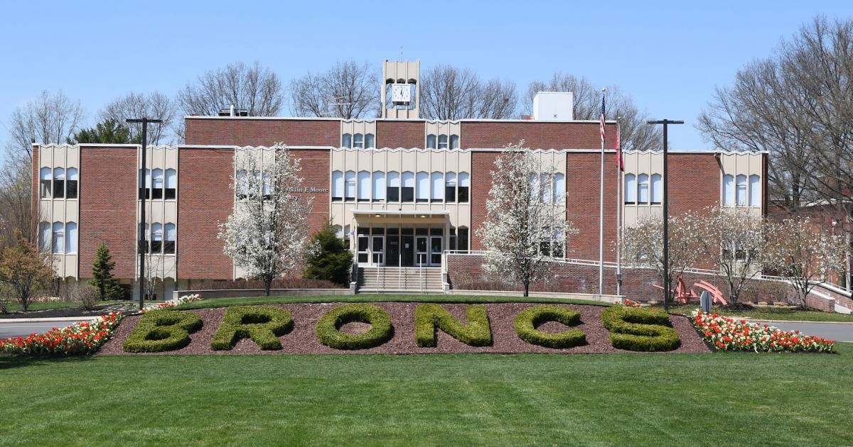 16 new faculty members join Rider for fall 2018 Rider University