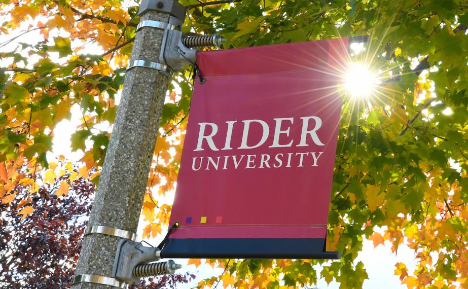 Rider banner