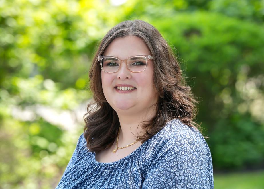 Helen Foote headshot