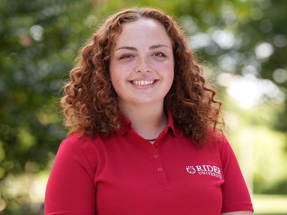 Cay Wilson headshot