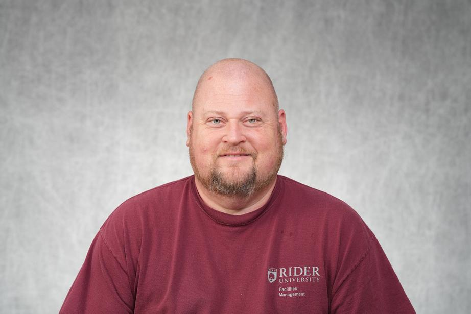 Jesse Smith headshot