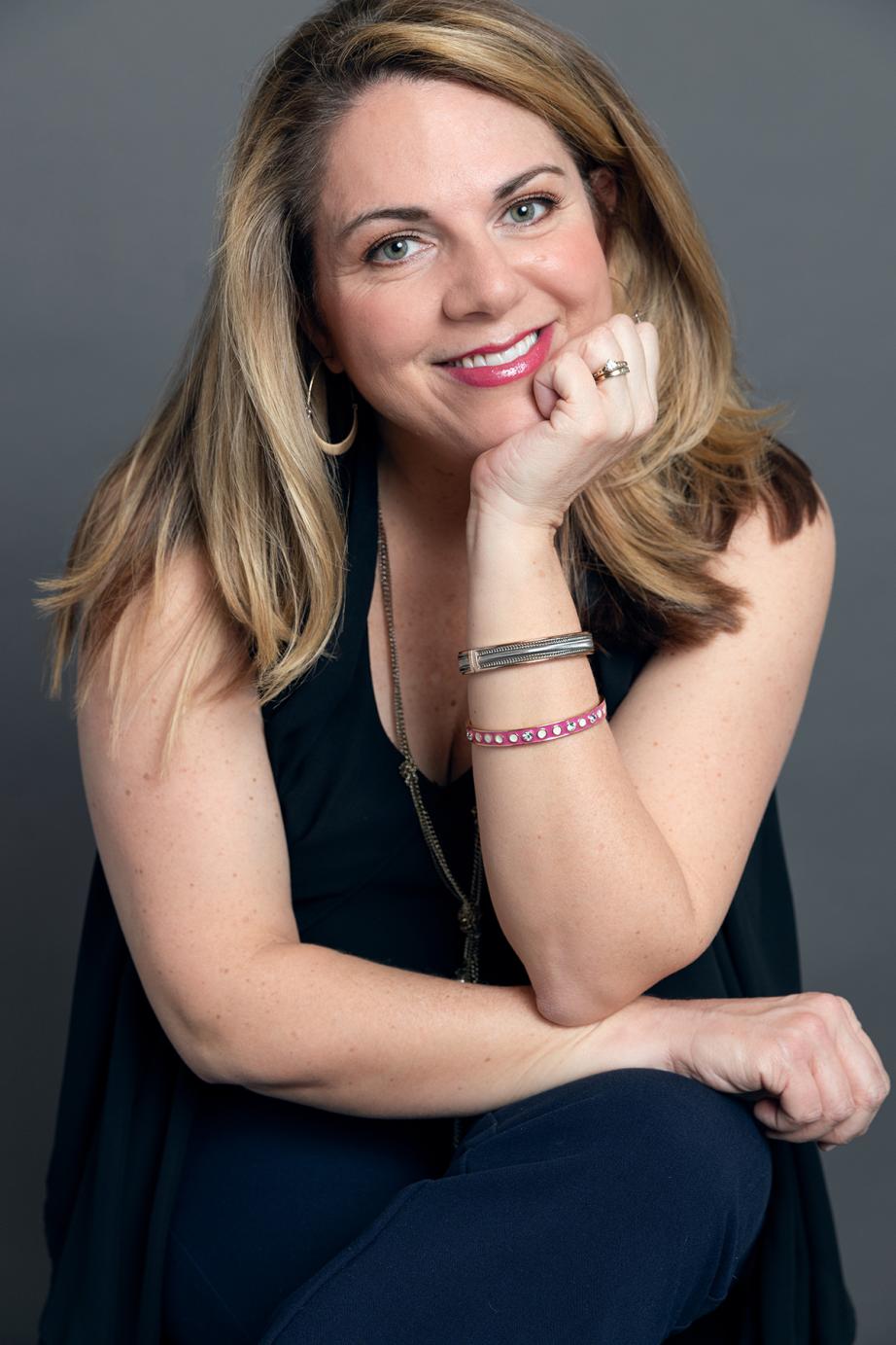 Wendy LeBorgne headshot