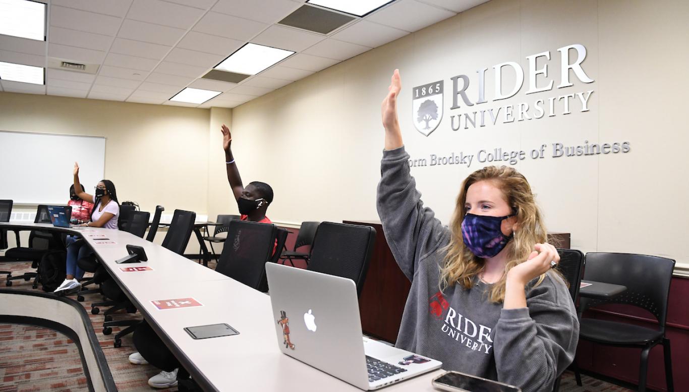 J6jucu2hulldym %100 gerçek deri mont, ceket ve diğer deri giyim ürünleri ve aksesuarlarını güvenle alabileceğiniz online deri mağazası. https www rider edu