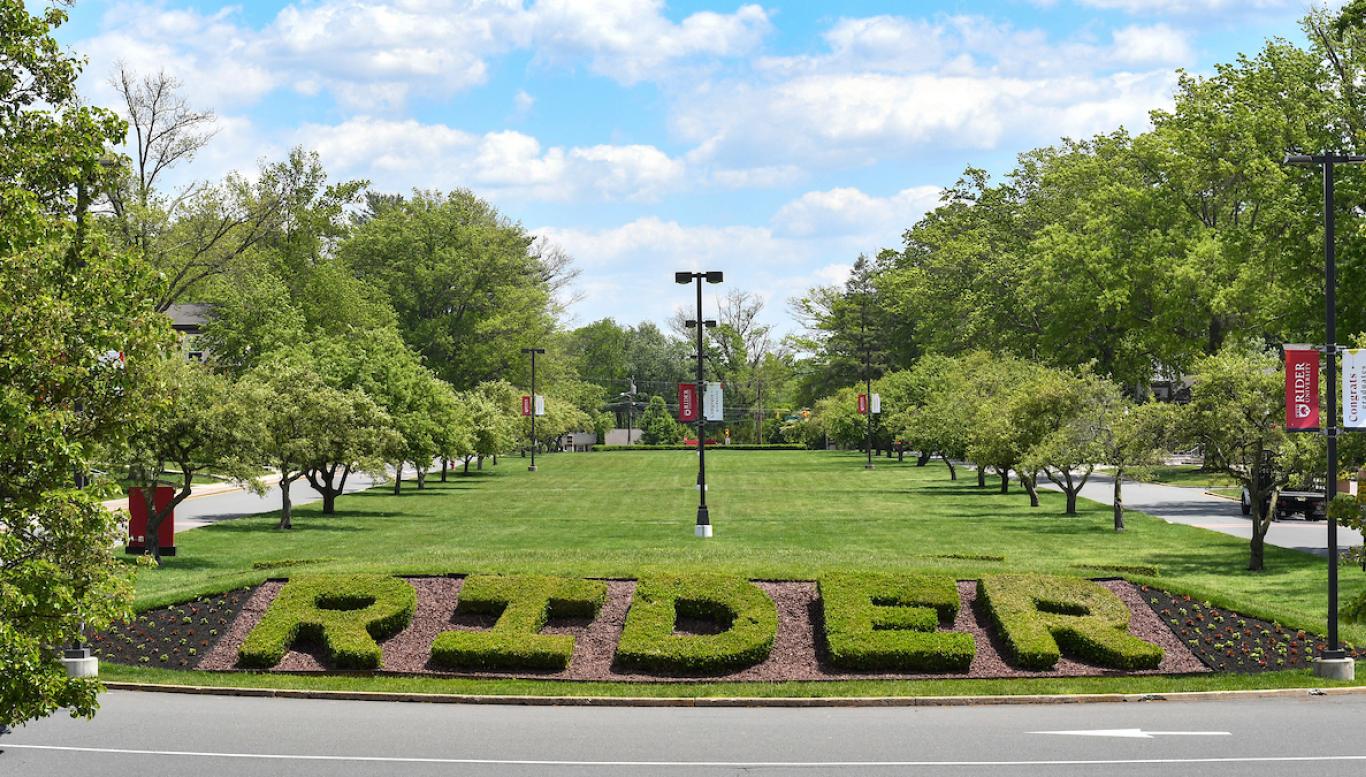 Rider campus mall