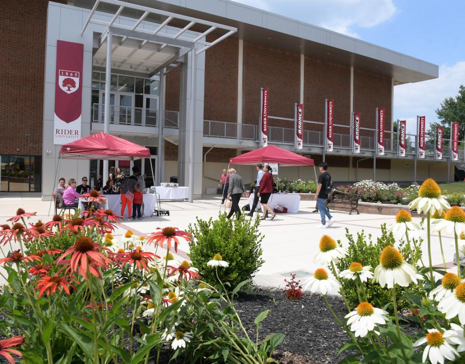 Students gather in front of the BLC 