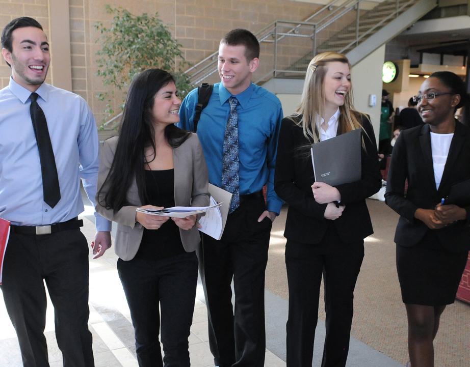 feature_032714_Career_Fair_0253.jpg