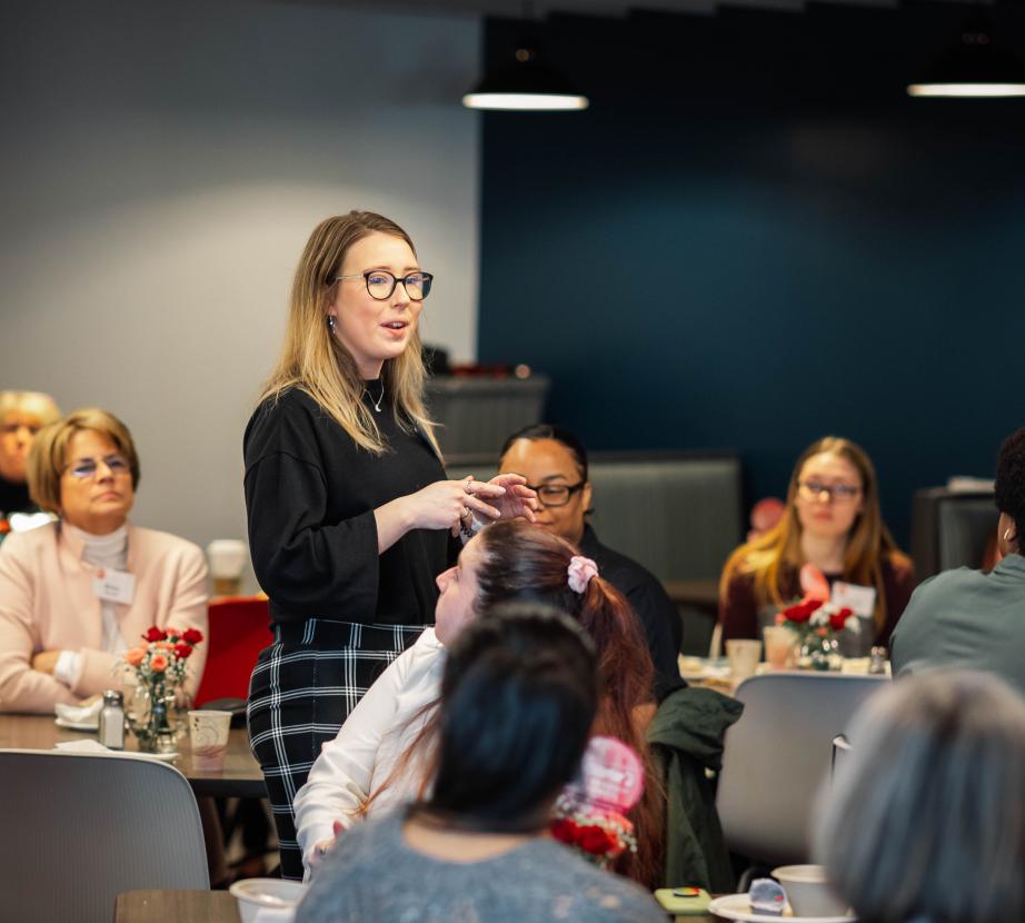 Student speaks at women's leadership council