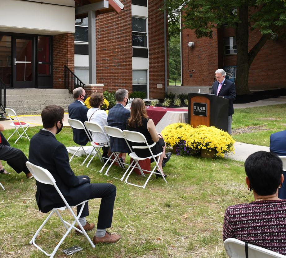 President Gregory Dell'Omo speaks at Longstreet dedication