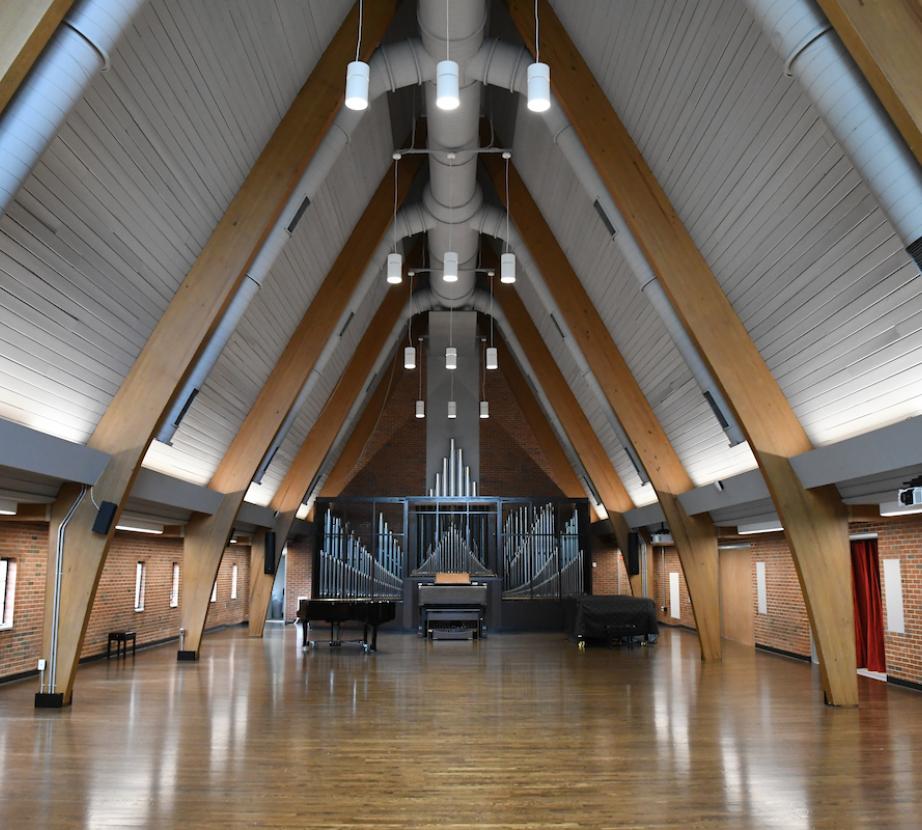 Gill Chapel interior