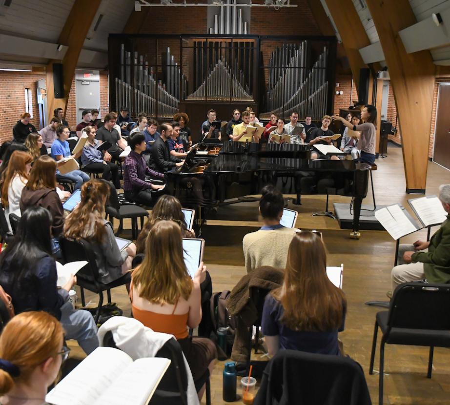 WCC students rehearse in Gill Chapel