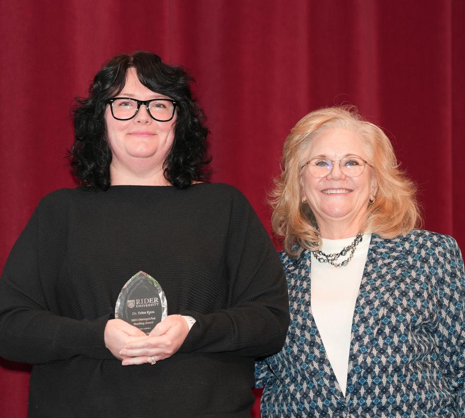 2024 Distinguished Teaching Award