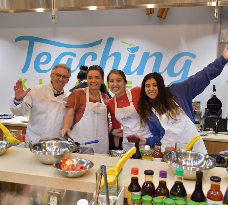 Dell'Omo and students