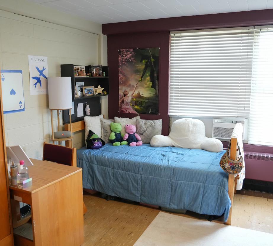 Fall 2025 Room Decorating Contest submission