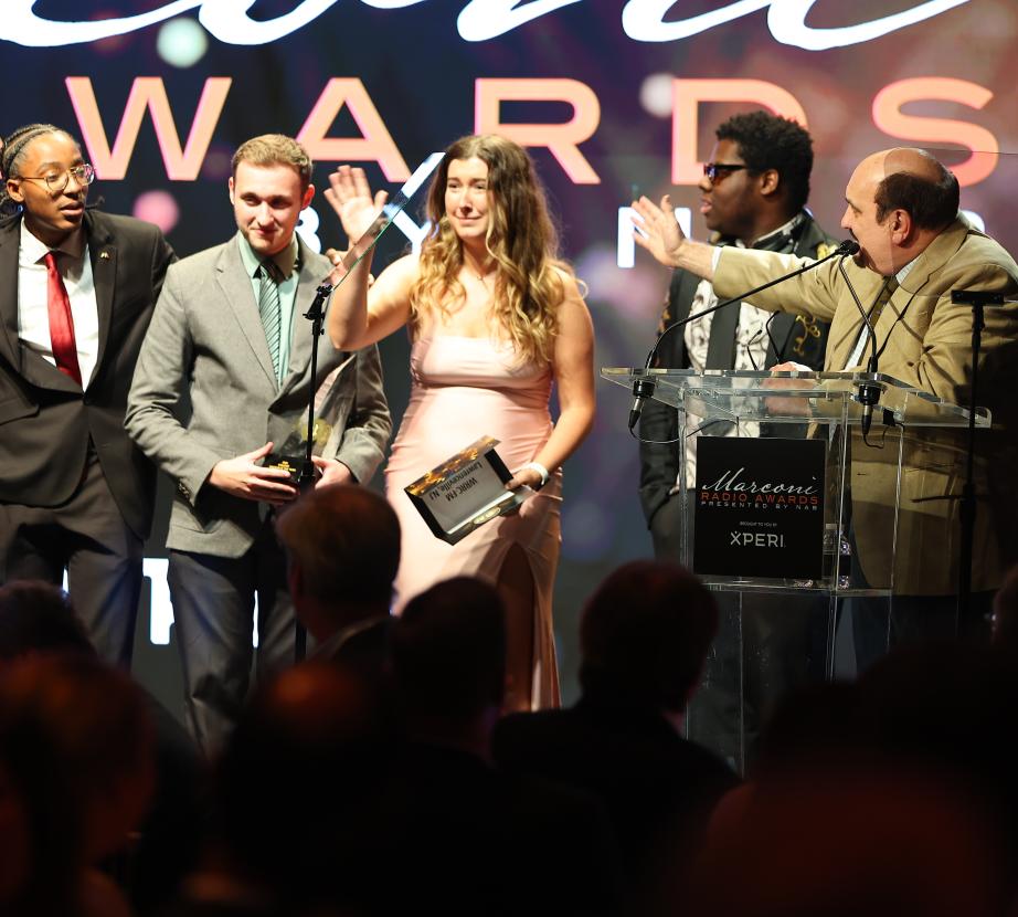 Students accept Marconi Radio Award