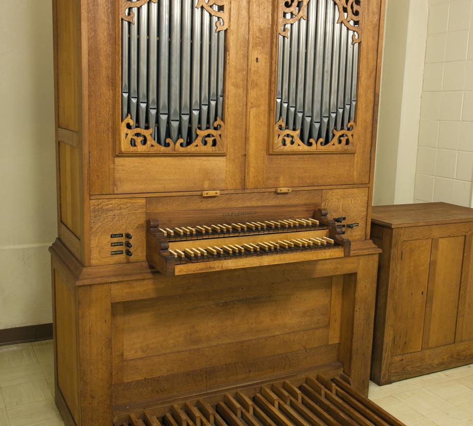 08.10.15.Organ_4_300dpi.jpg