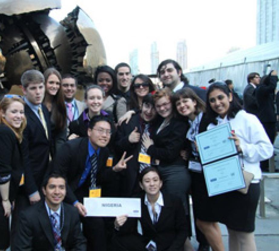 mun_team2011_4.jpg