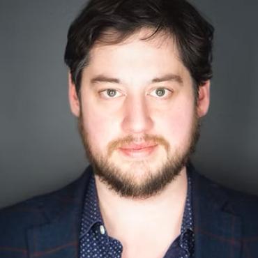 Jonathan Price headshot
