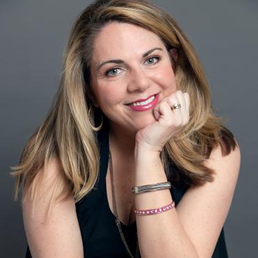 Wendy LeBorgne headshot