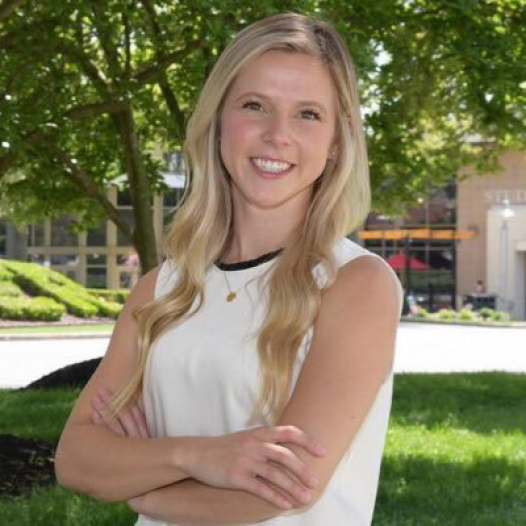 Kaitlyn Schmid Headshot