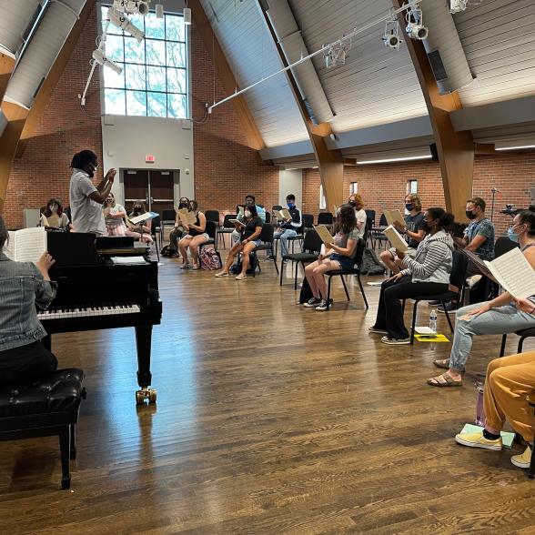 Vocal Institute students rehearse in Gill Chapel